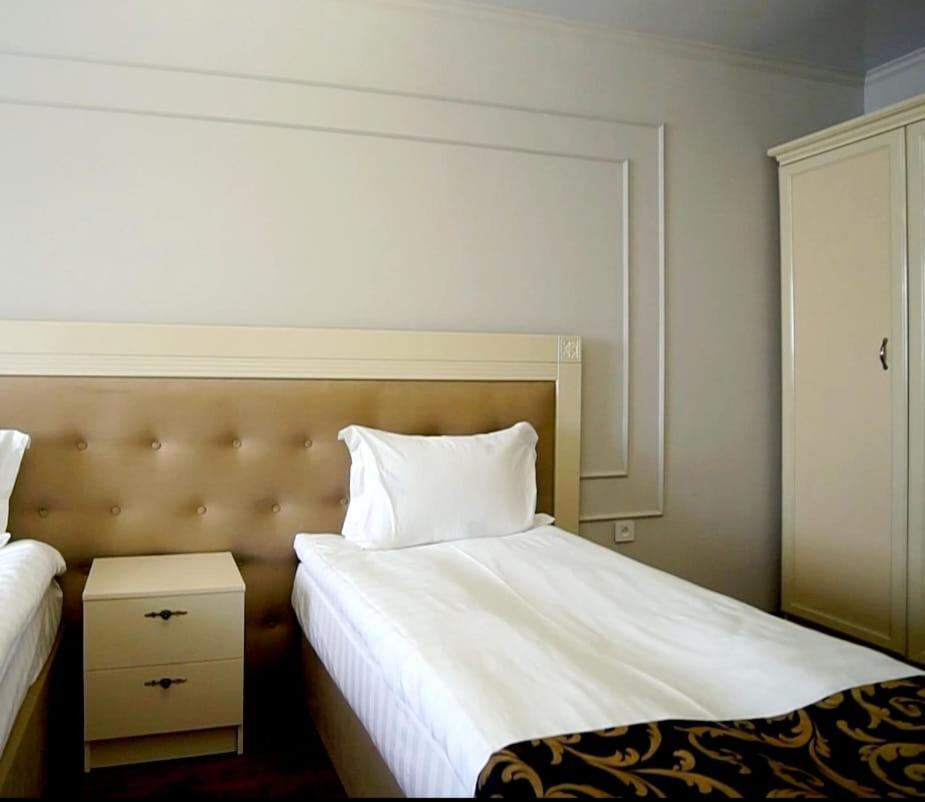 Gold Boutique Hotel Almaty Eksteriør bilde