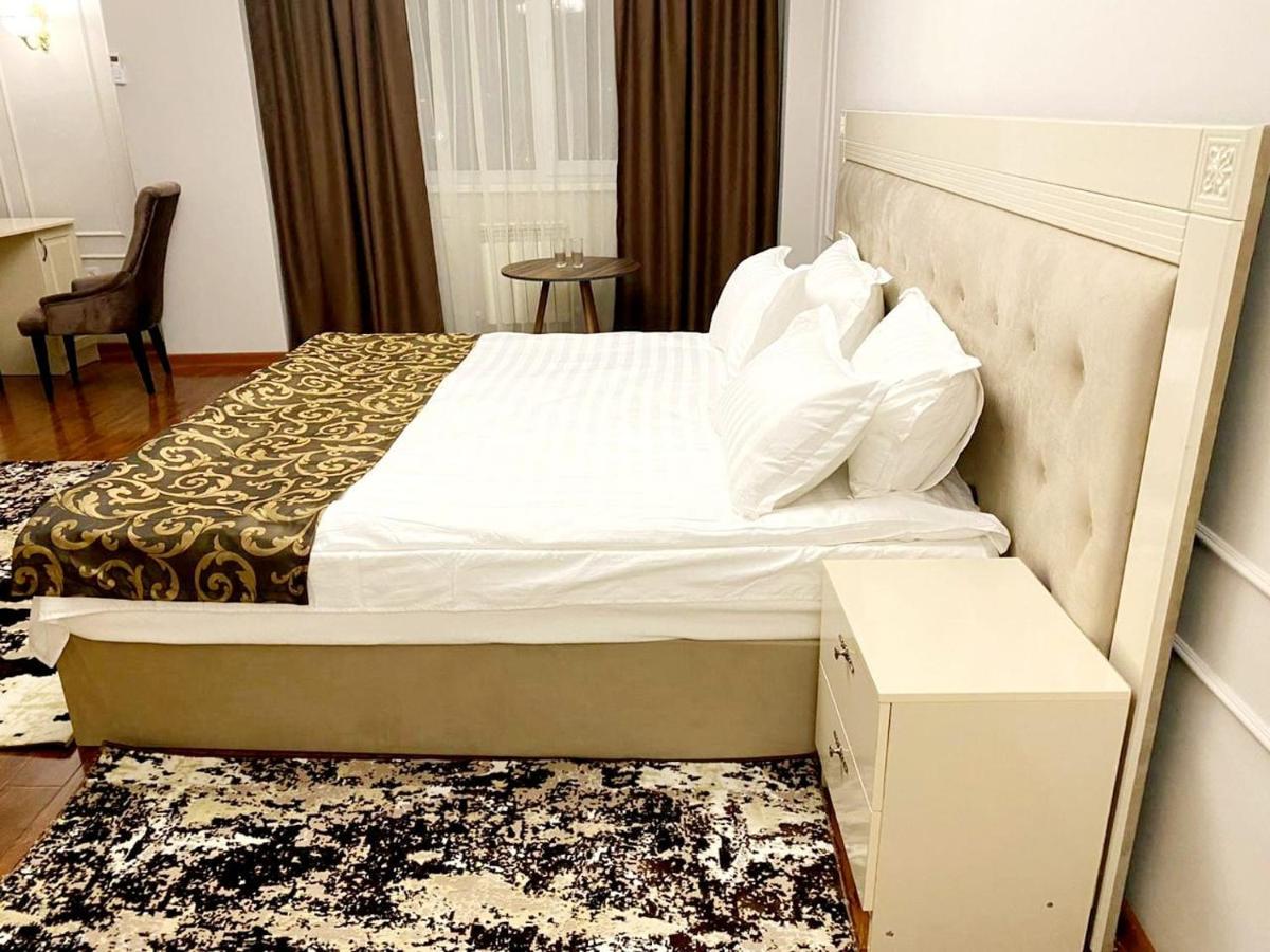Gold Boutique Hotel Almaty Eksteriør bilde